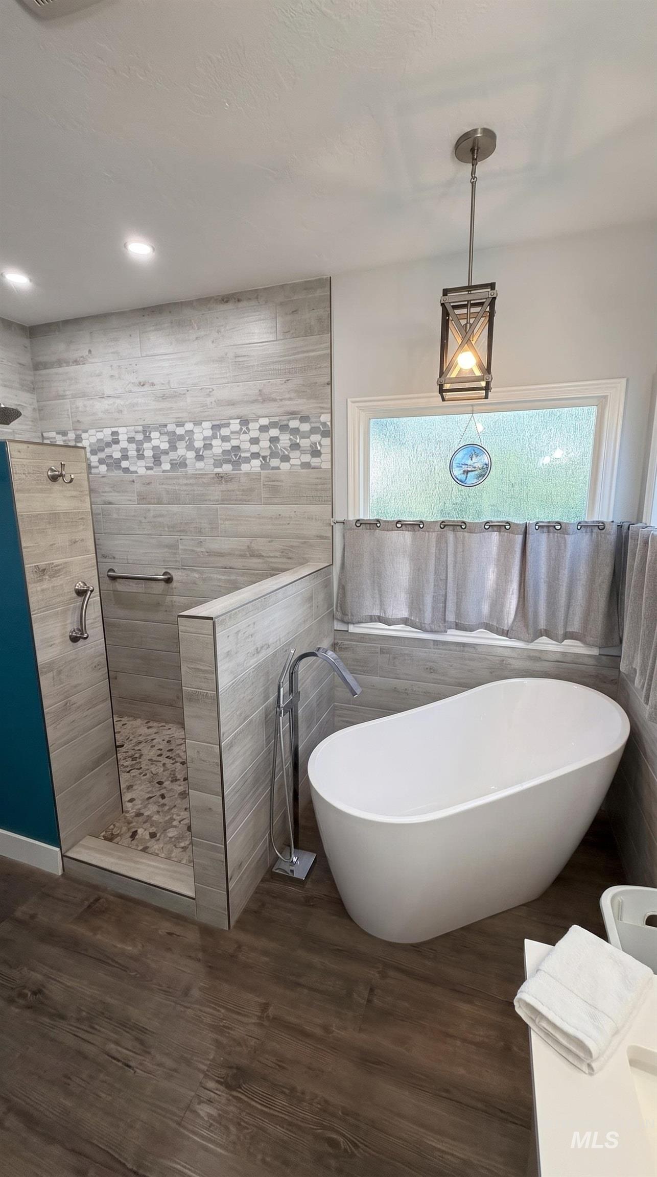 2885 North Rough Stone Way Meridian, ID 83646 - Photo 13 of 29 Gallery Image 13