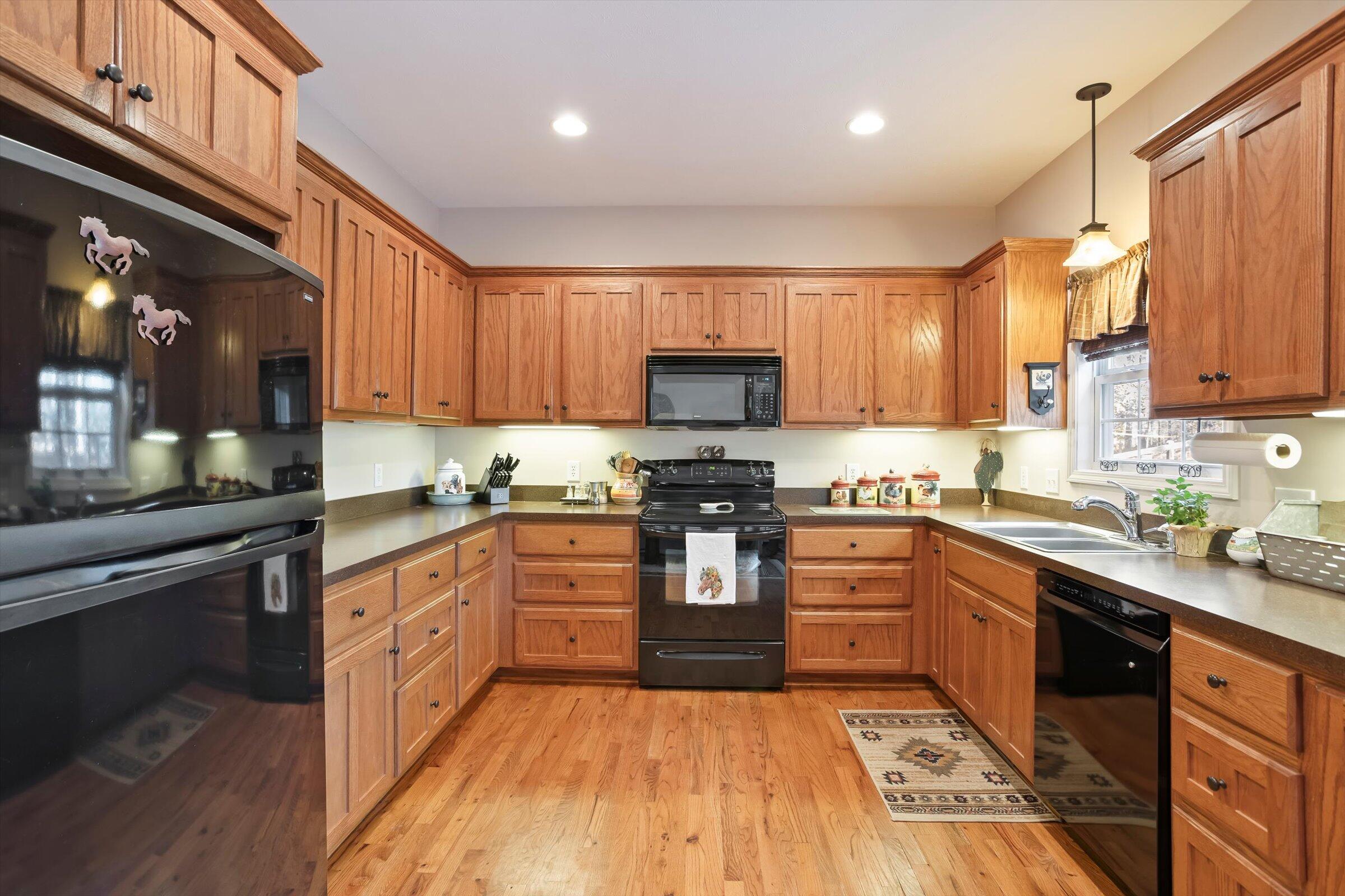 216 Bluffwood Road Wagener, SC 29164 - Photo 14 of 61