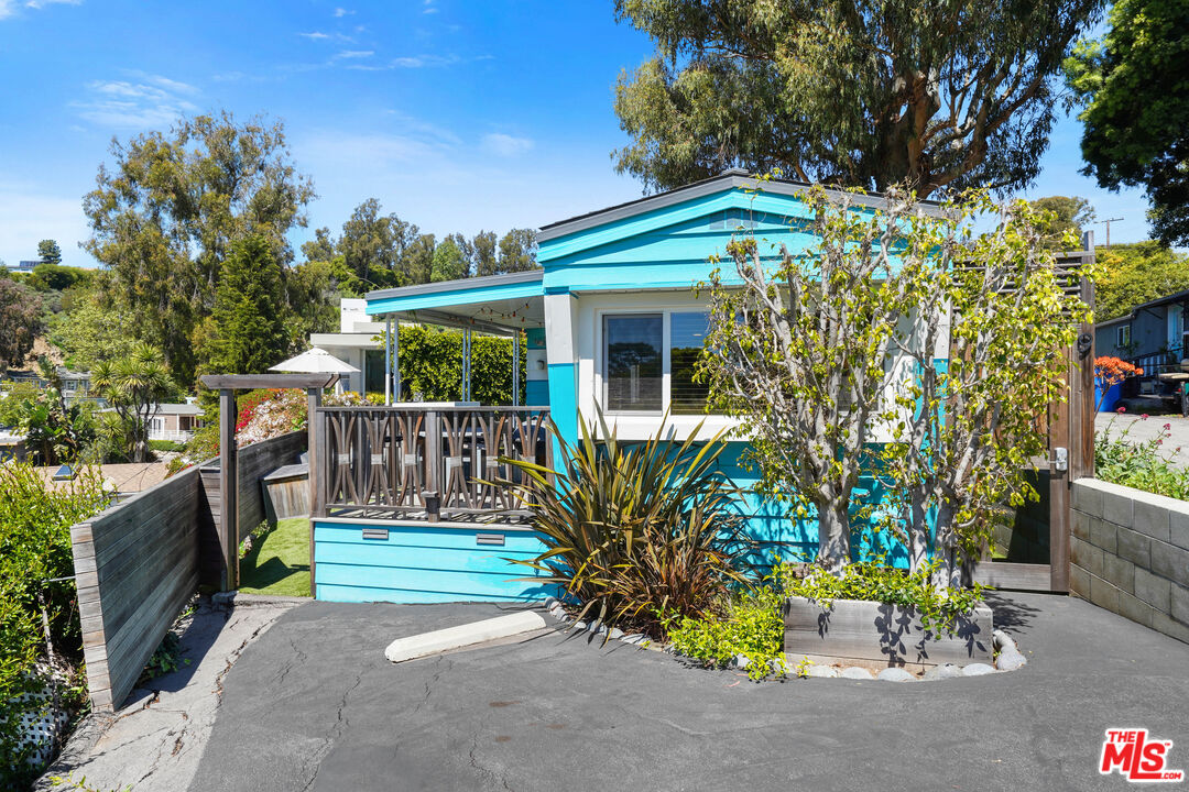 9 Paradise Cove Road Malibu, CA 90265 - Photo 29 of 31 Gallery Image 29