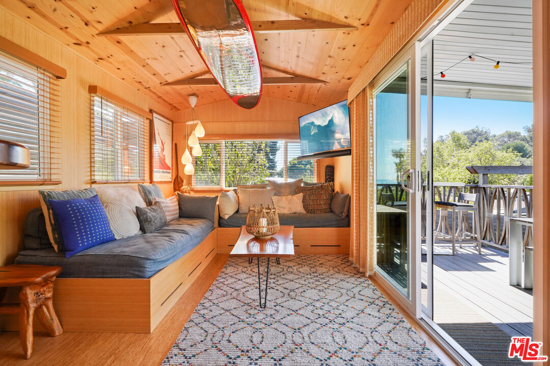 9 Paradise Cove Road Malibu, CA 90265 - Photo 7 of 31 Gallery Image 7