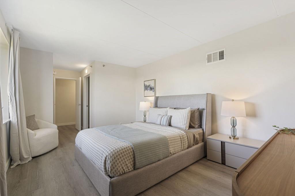 2460 Peachtree Road Northeast, Unit 201 Atlanta, GA 30305 - Photo 22 of 33