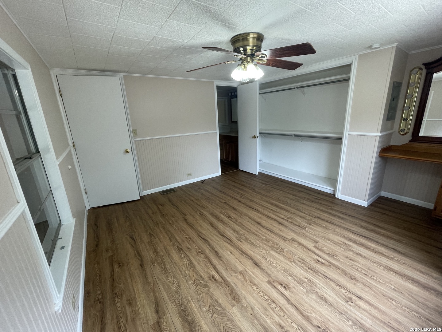 2275 Highway 16 Jourdanton, TX 78026 - Photo 4 of 10