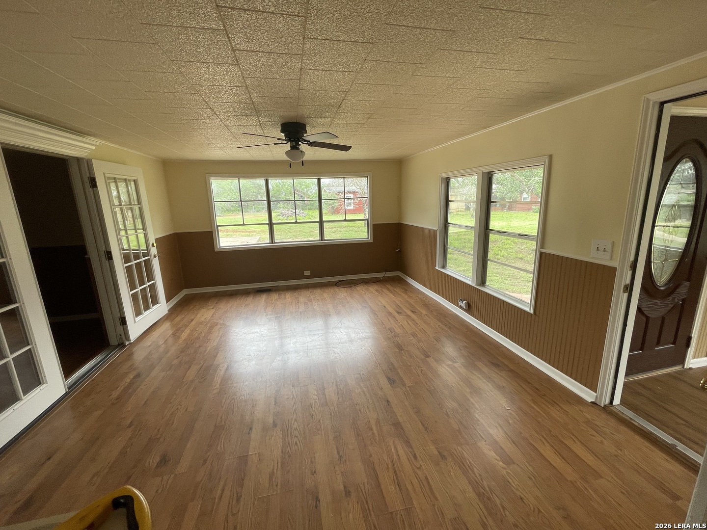 2275 Highway 16 Jourdanton, TX 78026 - Photo 9 of 10