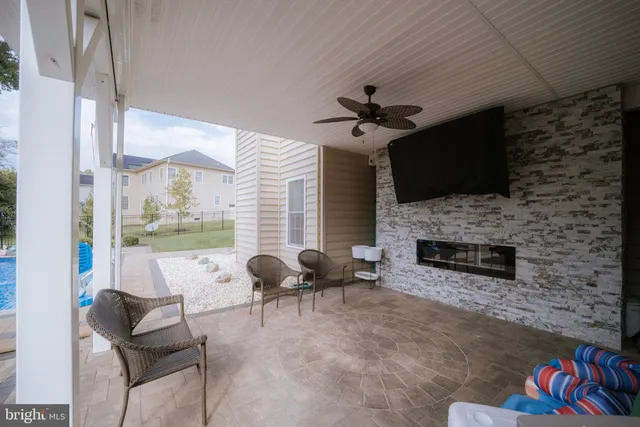 a view of an outdoor space with city view