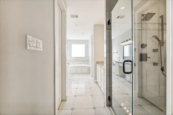 $625,000 | 912 Yale Street, Unit D, Houston, TX 77008
