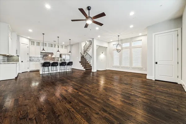 $625,000 | 912 Yale Street, Unit D, Houston, TX 77008
