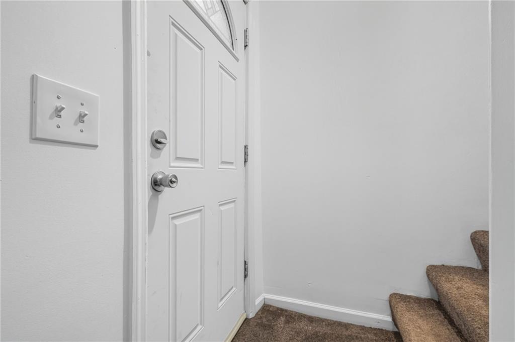 1824 Fox Way Pittsburgh, PA 15203 - Photo 28 of 49 a bathroom with a shower
