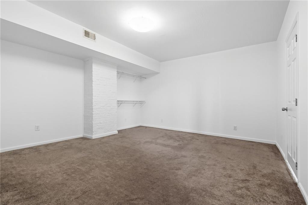 1824 Fox Way Pittsburgh, PA 15203 - Photo 29 of 49 a view of an empty room