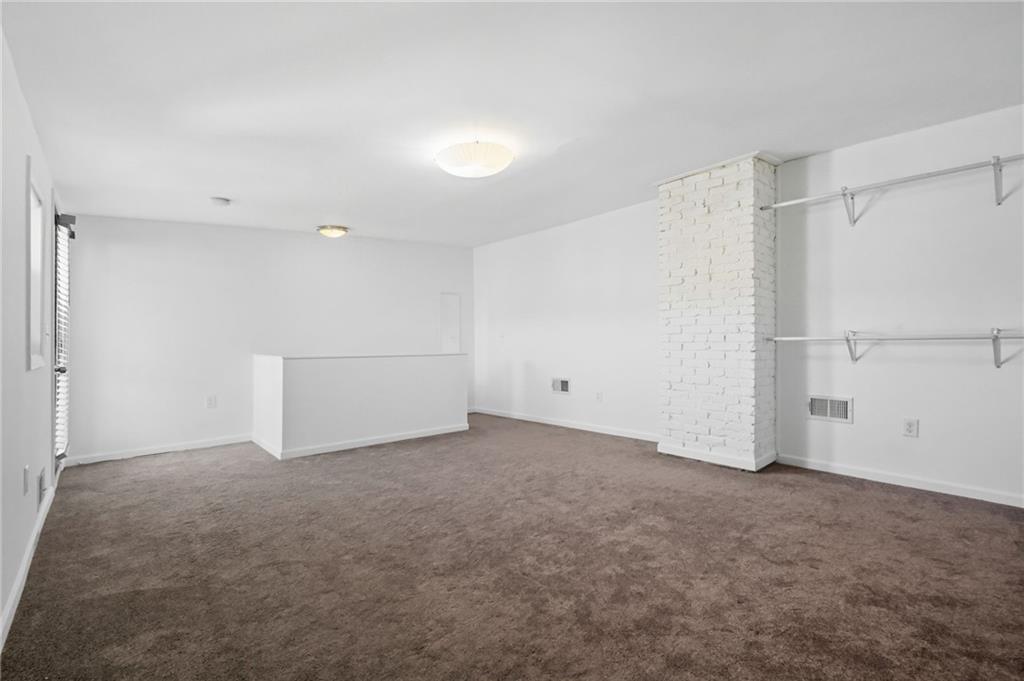 1824 Fox Way Pittsburgh, PA 15203 - Photo 41 of 49 a view of empty room