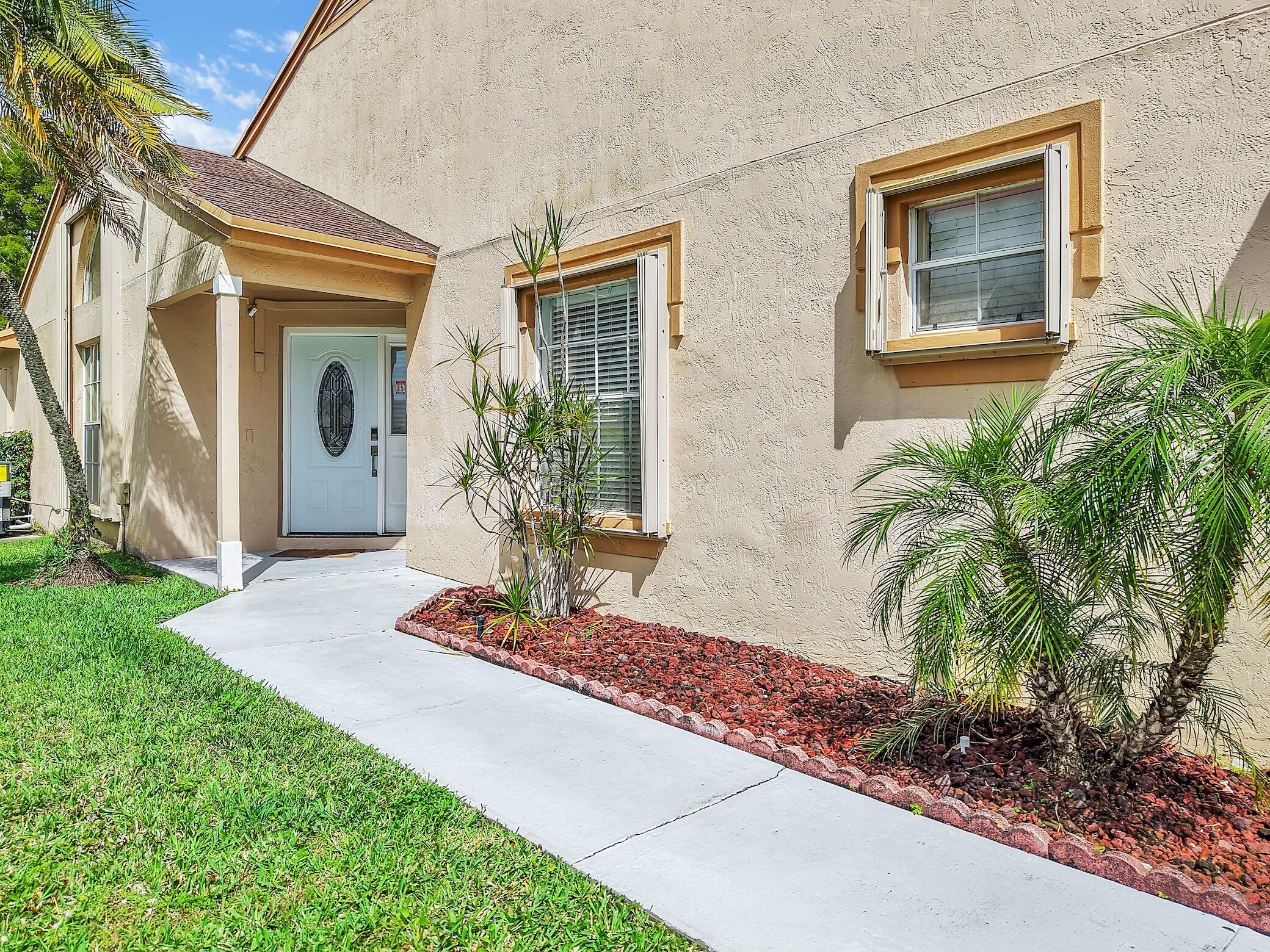 22561 Middletown Drive Boca Raton, FL 33428 - Photo 5 of 46 22561 Middletown Dr Boca Raton - 9