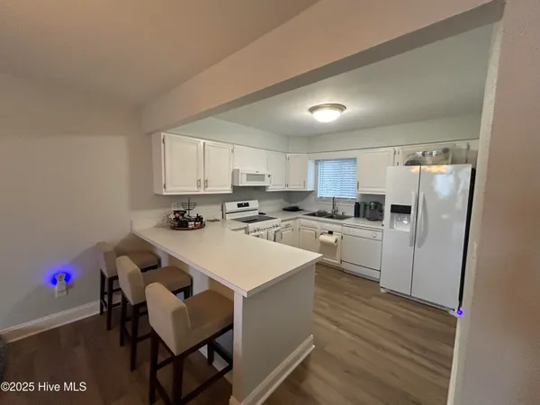 $1,350 | 219 Dock Side Drive, New Bern, NC 28560