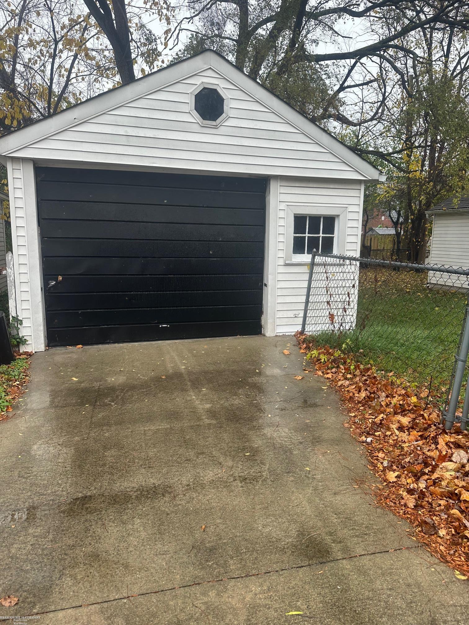 2034 Vernier Road Grosse Pointe, MI 48236 - Photo 25 of 25