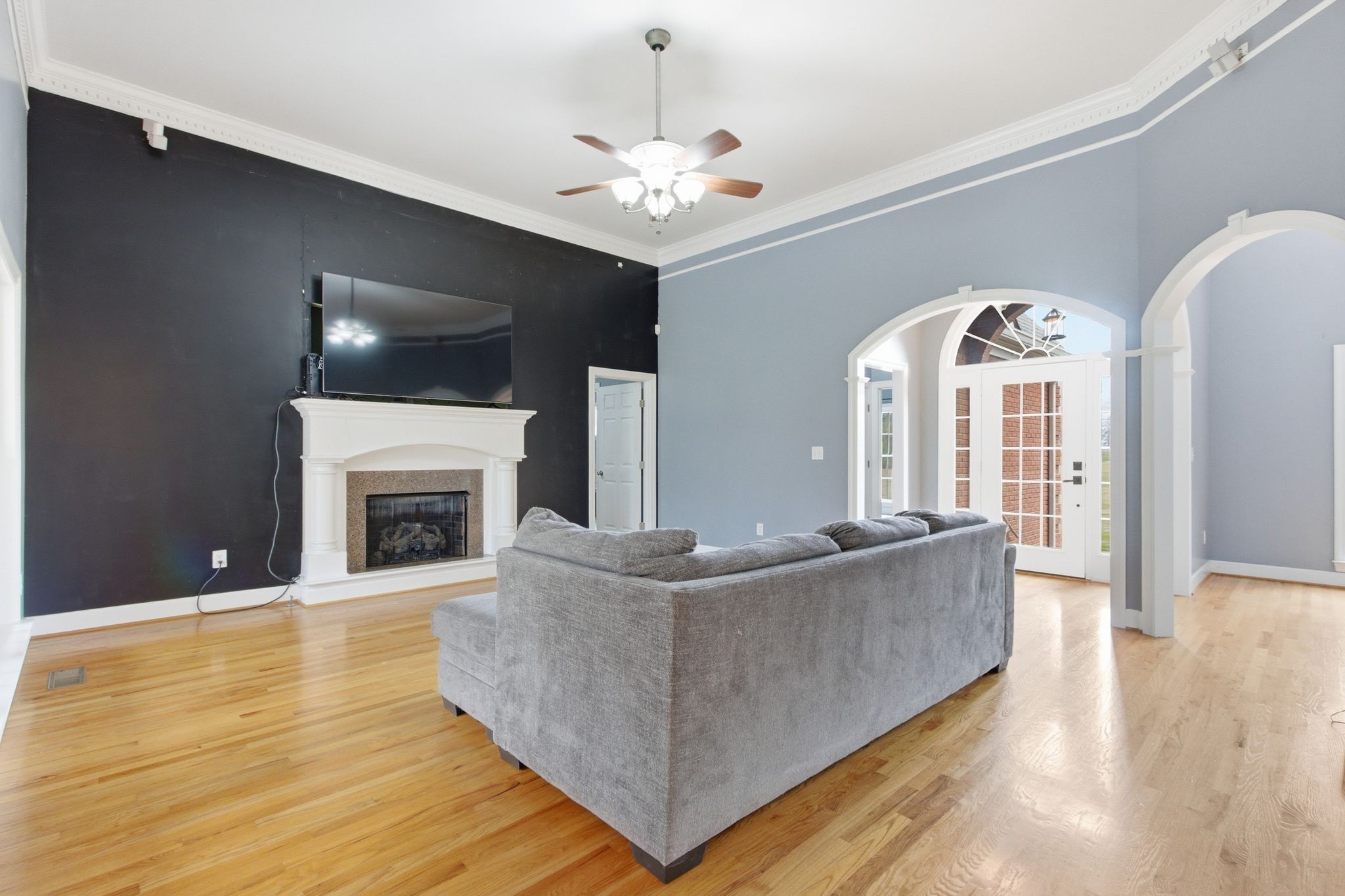 2320 Snake Town Road Chapel Hill, TN 37034 - Photo 14 of 48 a living room with furniture and a fireplace
