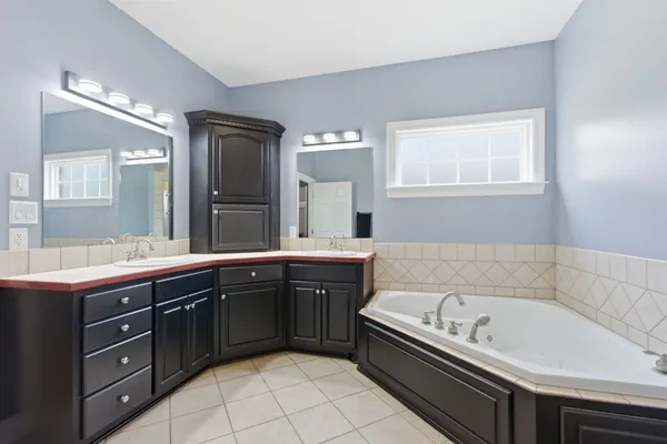 $849,999 | 2320 Snake Town Road, Chapel Hill, TN 37034