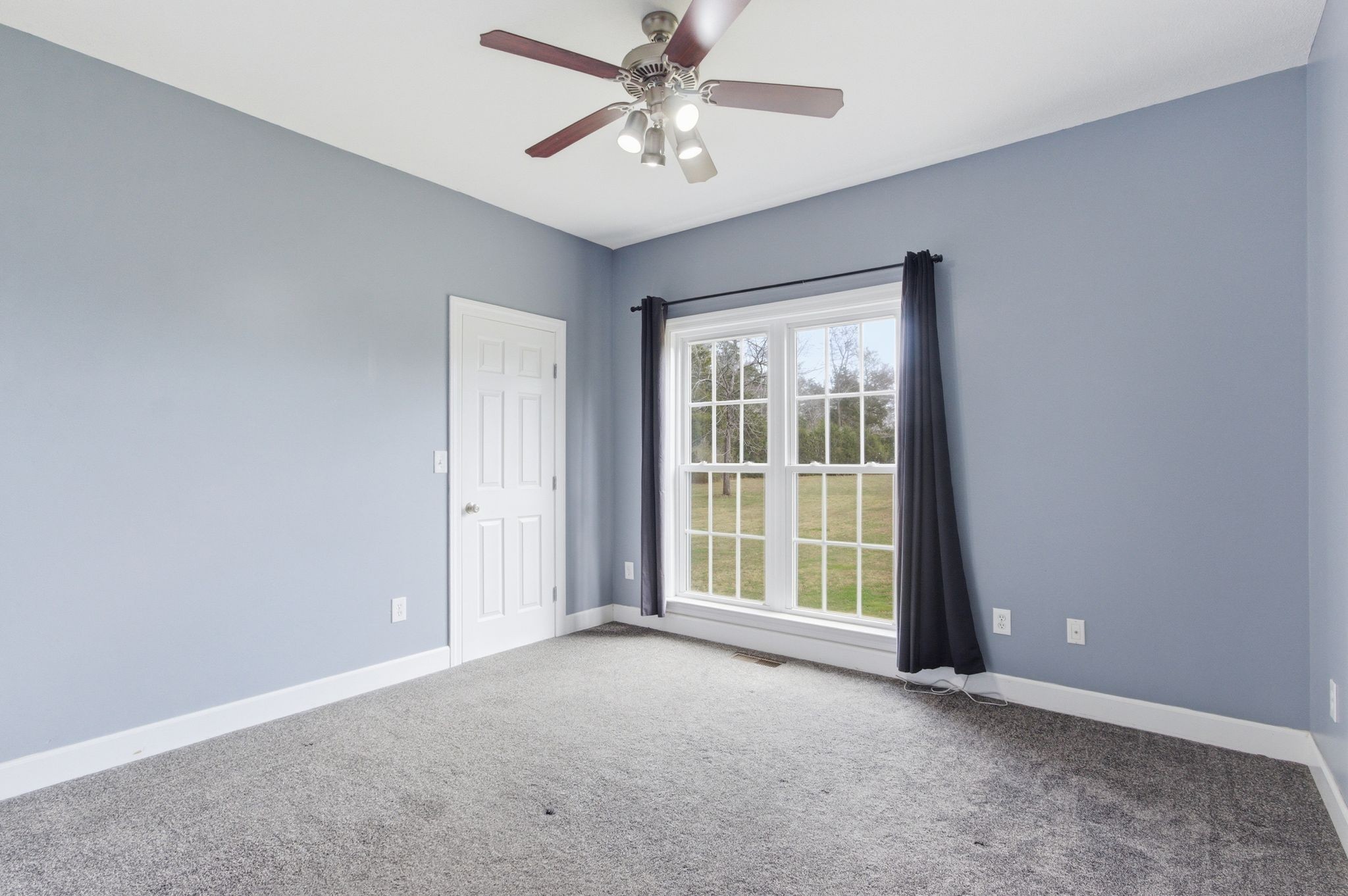 2320 Snake Town Road Chapel Hill, TN 37034 - Photo 27 of 48 a view of an empty room with a window