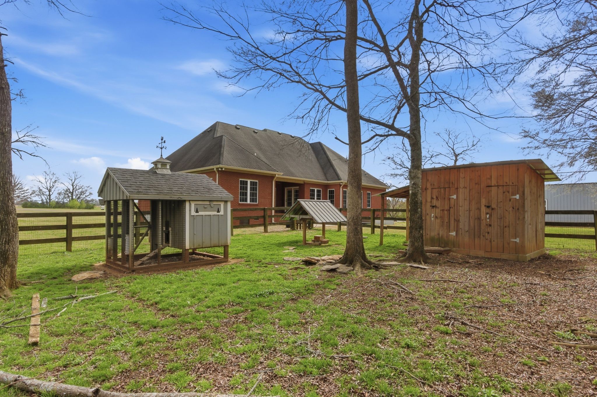 2320 Snake Town Road Chapel Hill, TN 37034 - Photo 38 of 48 a view of a house with backyard and a tree