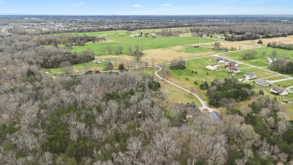 $849,999 | 2320 Snake Town Road, Chapel Hill, TN 37034