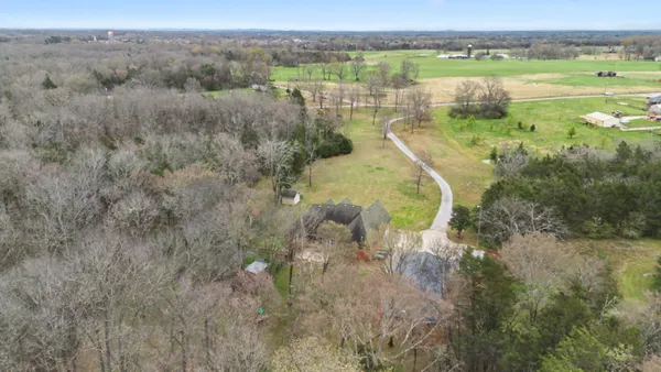 $849,999 | 2320 Snake Town Road, Chapel Hill, TN 37034