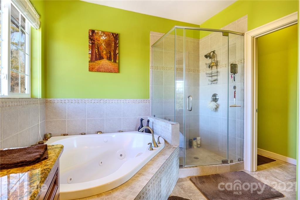 7 Little Oak Road Leicester, NC 28748 - Photo 30 of 46 Gallery Image 30