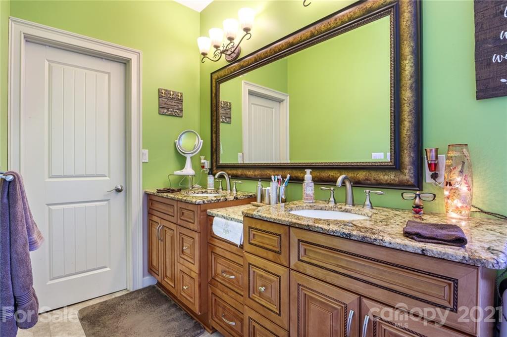 7 Little Oak Road Leicester, NC 28748 - Photo 31 of 46 Gallery Image 31