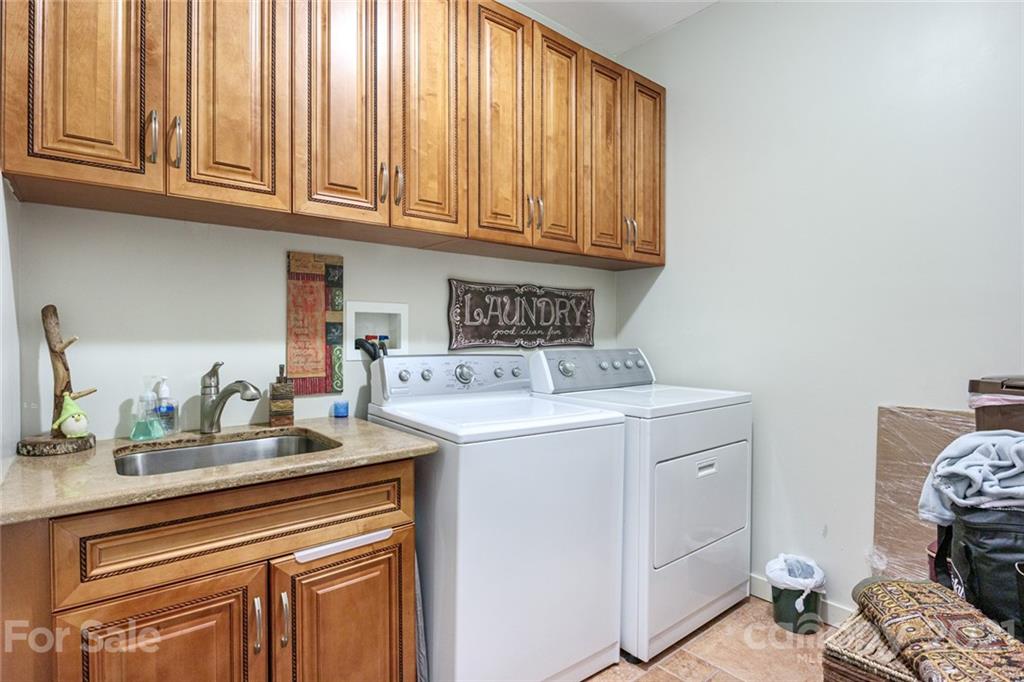 7 Little Oak Road Leicester, NC 28748 - Photo 32 of 46 Gallery Image 32