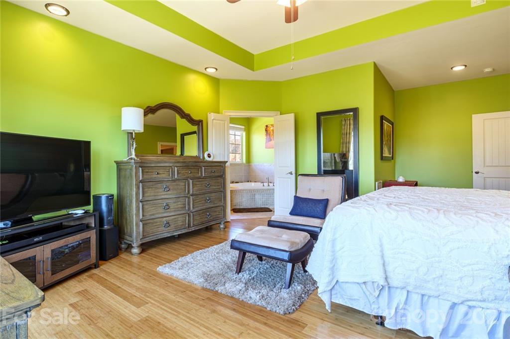 7 Little Oak Road Leicester, NC 28748 - Photo 33 of 46 Gallery Image 33