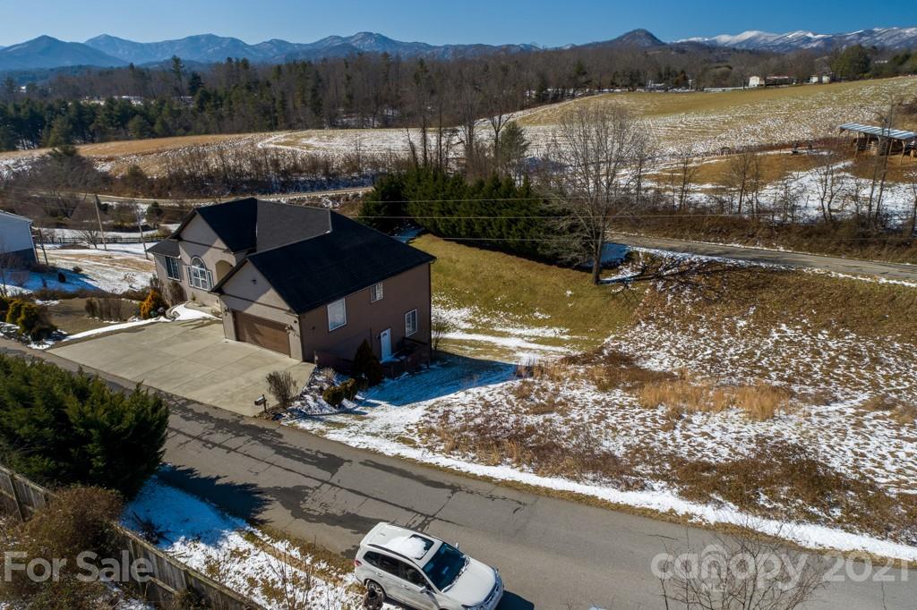 7 Little Oak Road Leicester, NC 28748 - Photo 42 of 46 Gallery Image 42