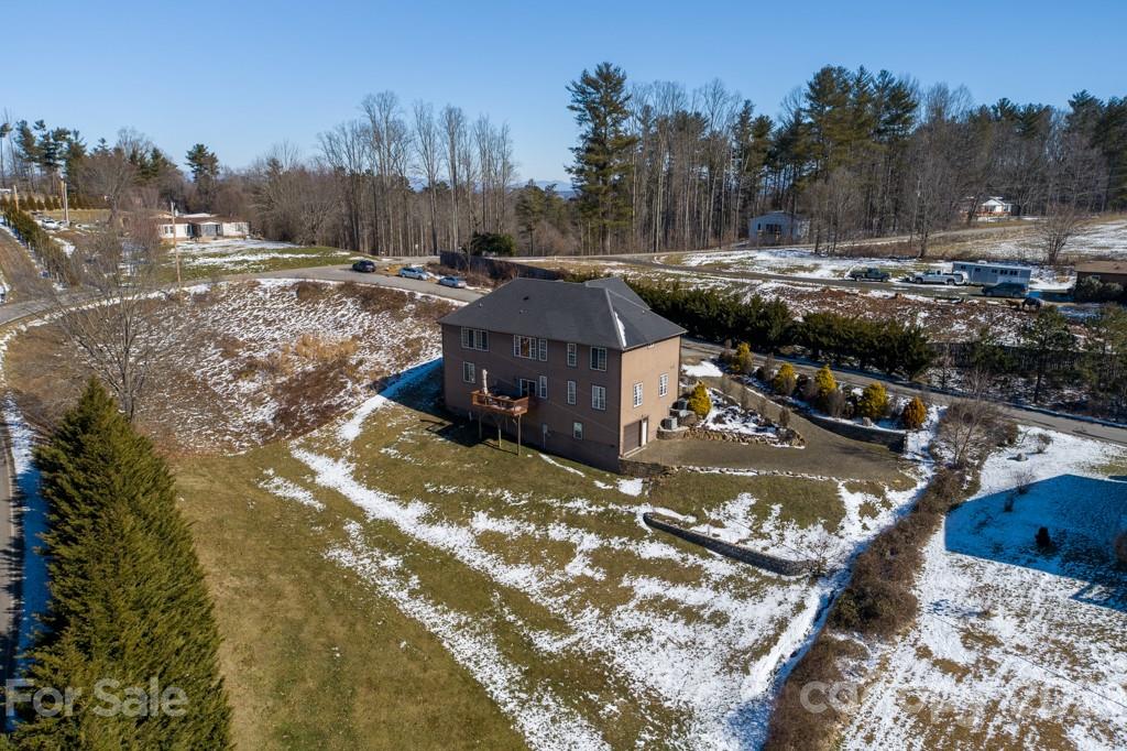 7 Little Oak Road Leicester, NC 28748 - Photo 45 of 46 Gallery Image 45