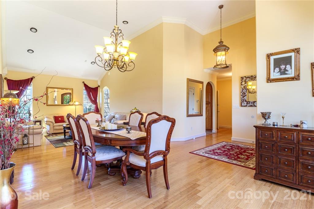7 Little Oak Road Leicester, NC 28748 - Photo 6 of 46 Gallery Image 6