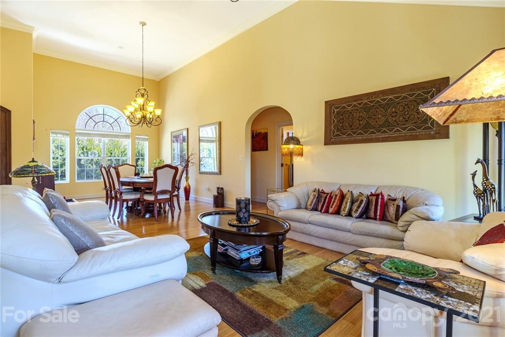 7 Little Oak Road Leicester, NC 28748 - Photo 7 of 46 Gallery Image 7