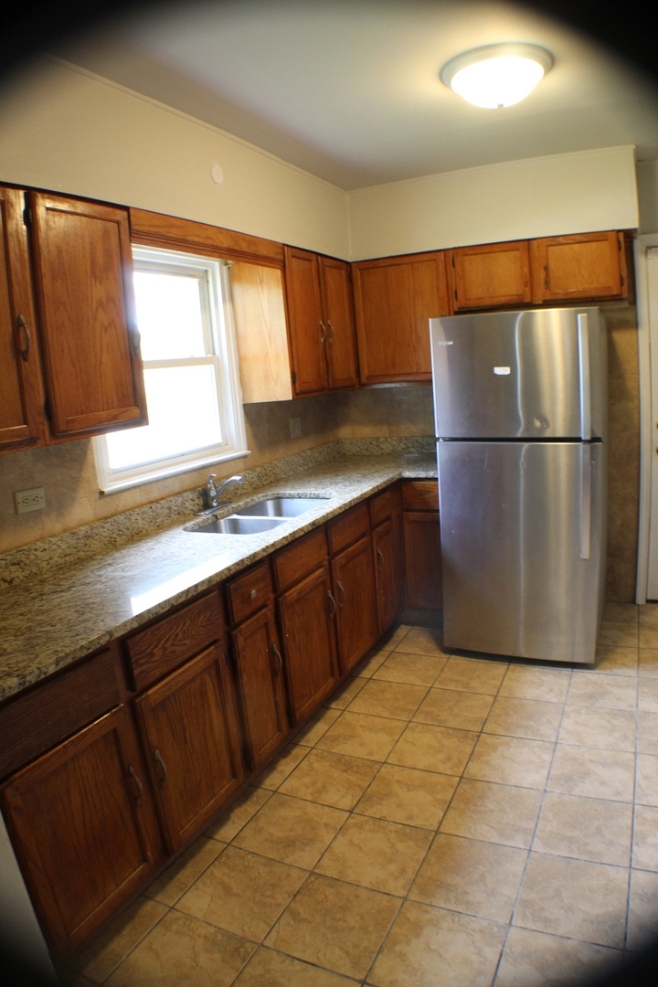 3235 166th Street Markham, IL 60428 - Photo 19 of 55
