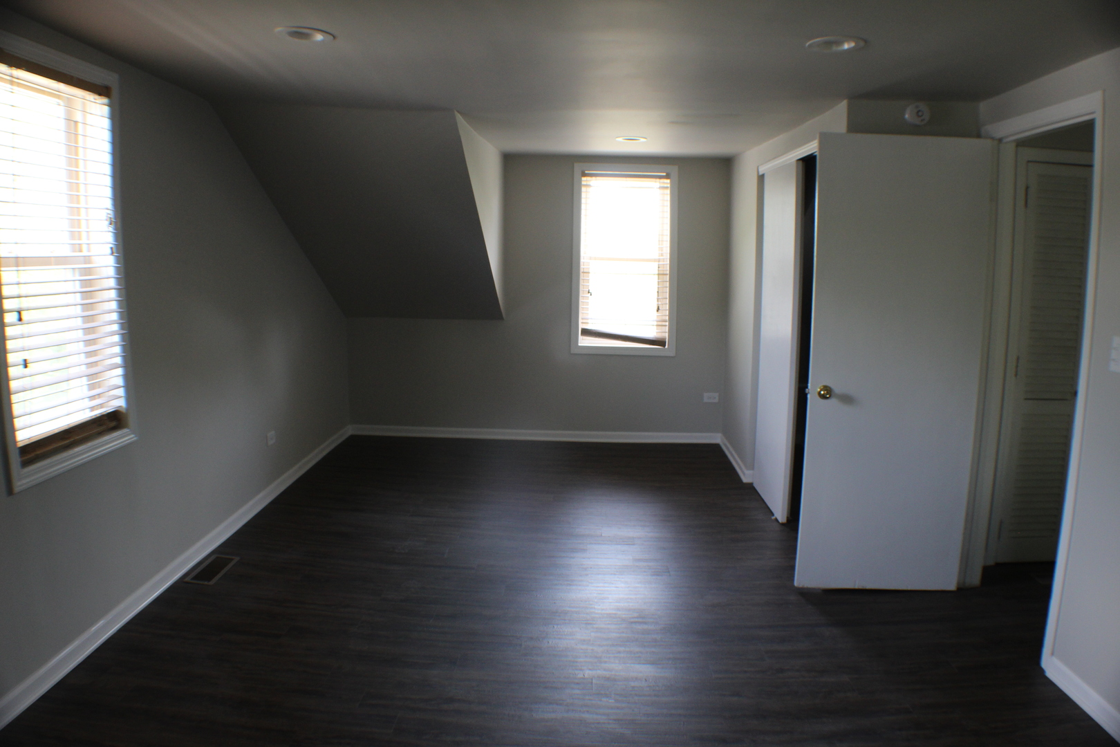 3235 166th Street Markham, IL 60428 - Photo 32 of 55