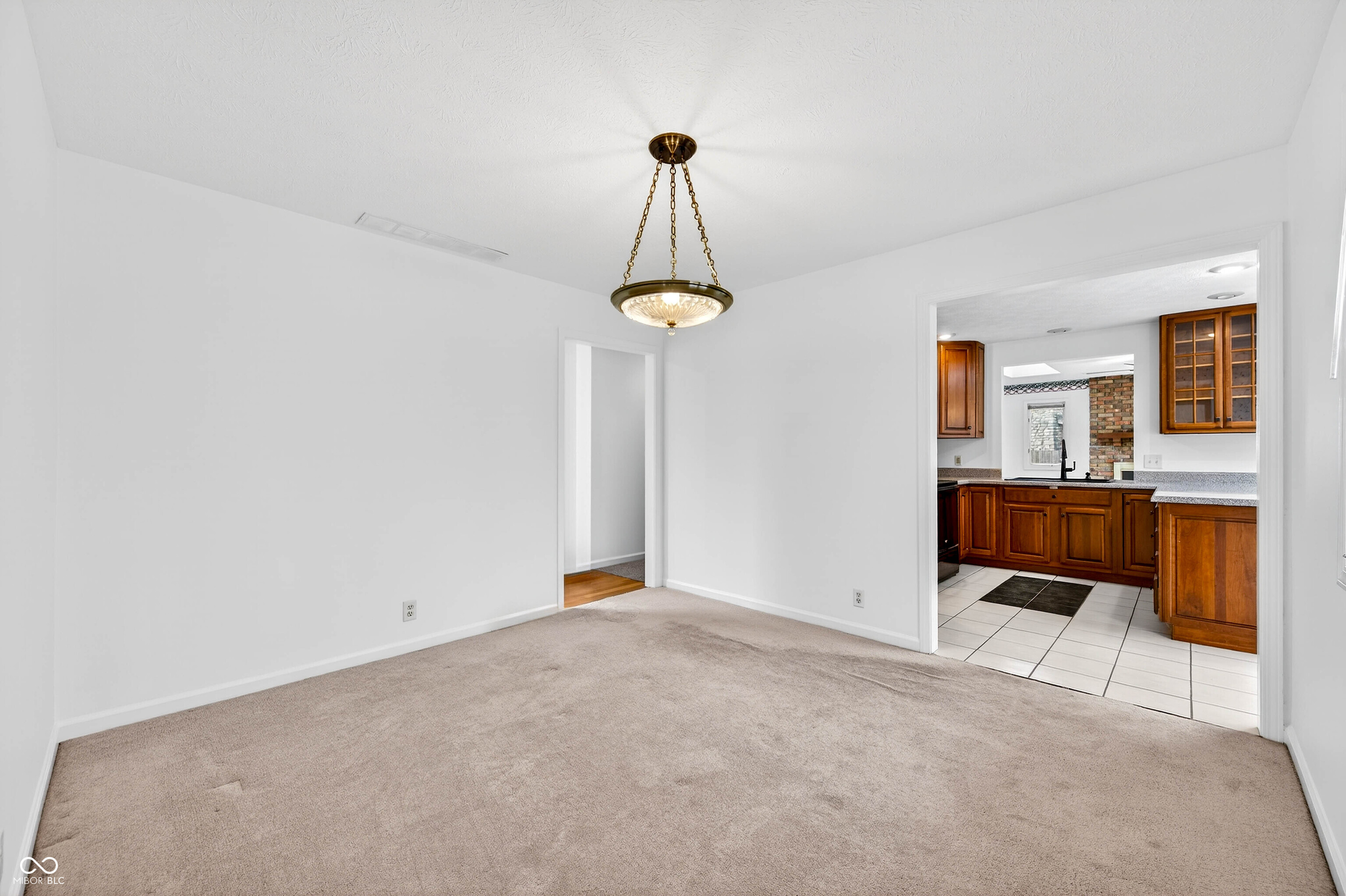 3161 Sumac Court Columbus, IN 47203 - Photo 11 of 54