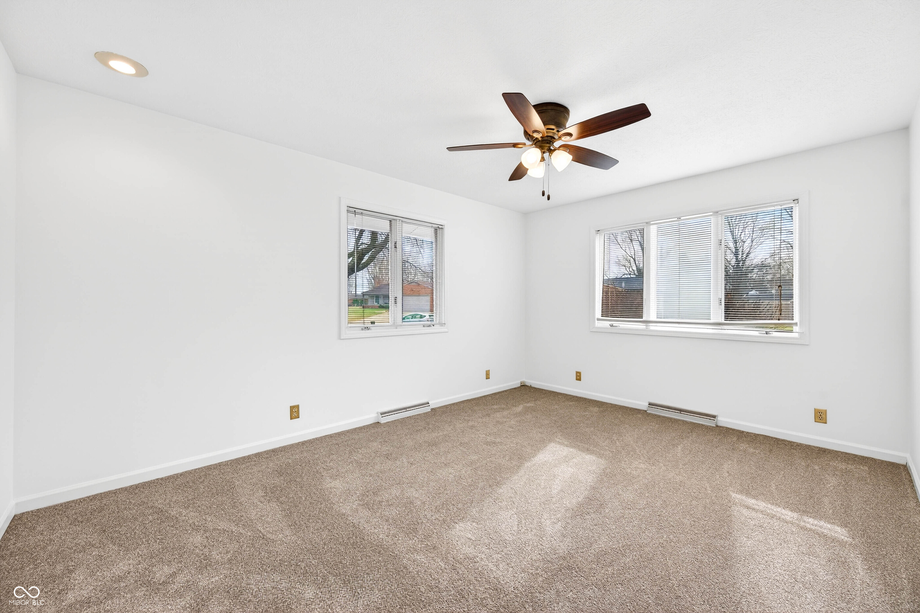 3161 Sumac Court Columbus, IN 47203 - Photo 33 of 54