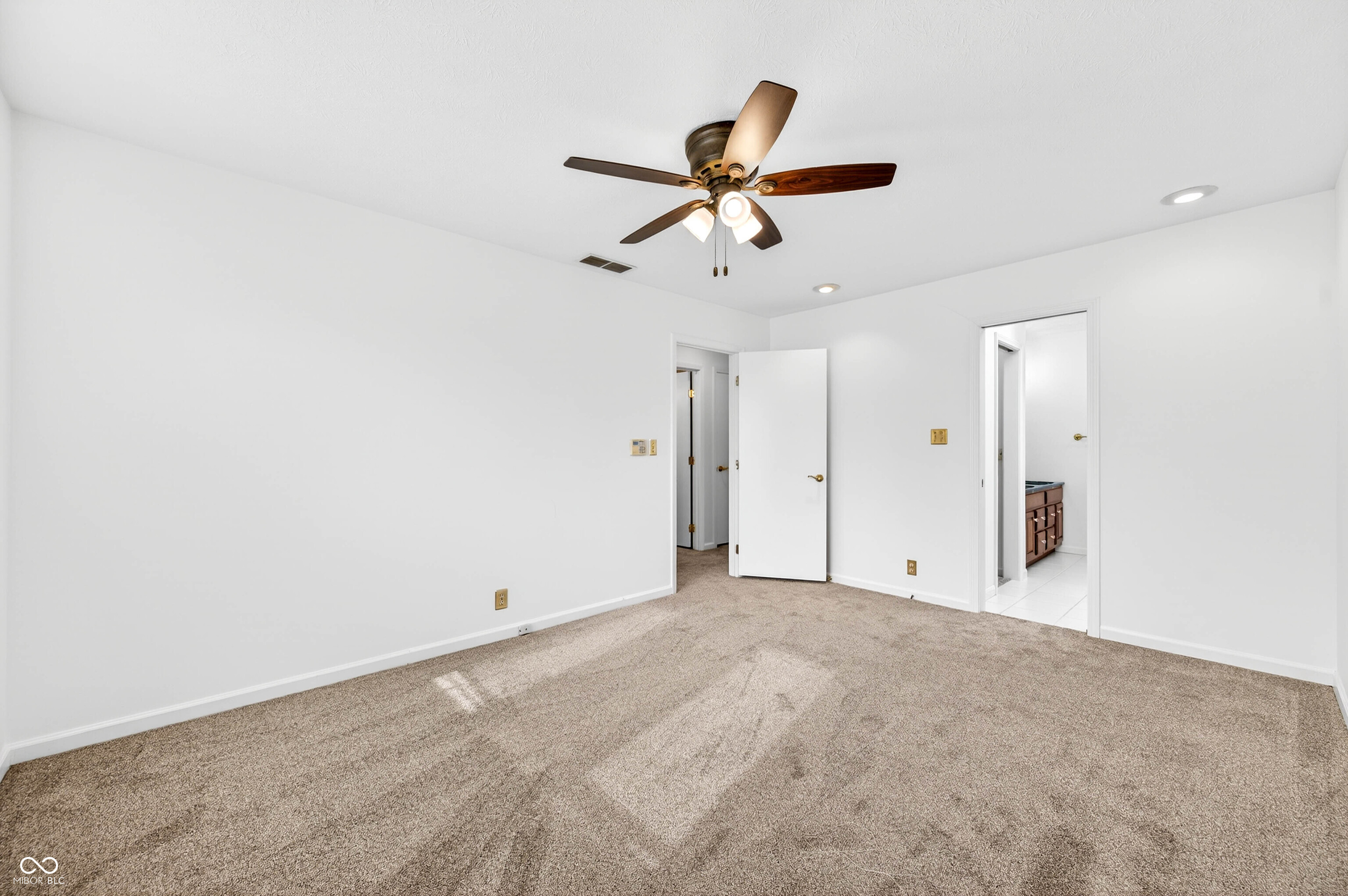 3161 Sumac Court Columbus, IN 47203 - Photo 34 of 54