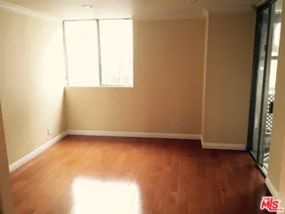 $5,500 | 137 South Palm Drive, Unit 504, Beverly Hills, CA 90212