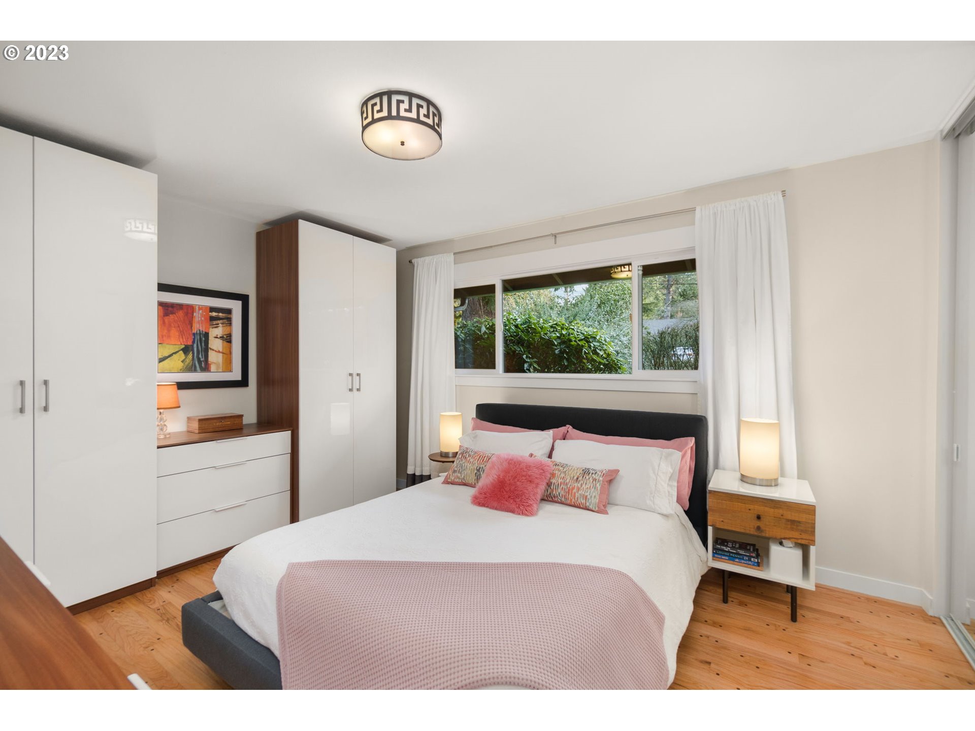 1865 Mapleleaf Road Lake Oswego, OR 97034 - Photo 12 of 23 Gallery Image 12
