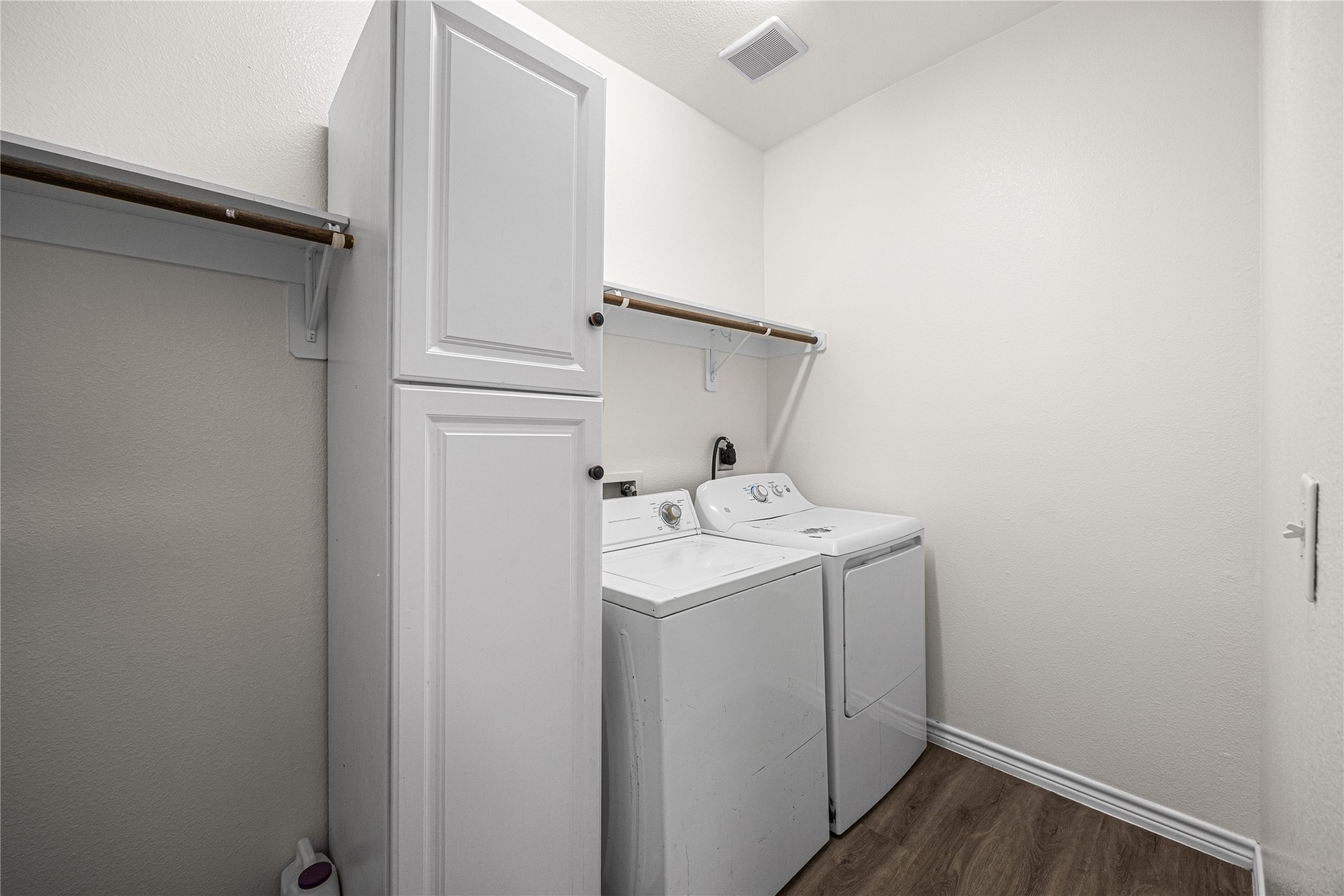 28096 7 Sisters Road, Unit A New Caney, TX 77357 - Photo 11 of 19 Large laundry with washer/dryer