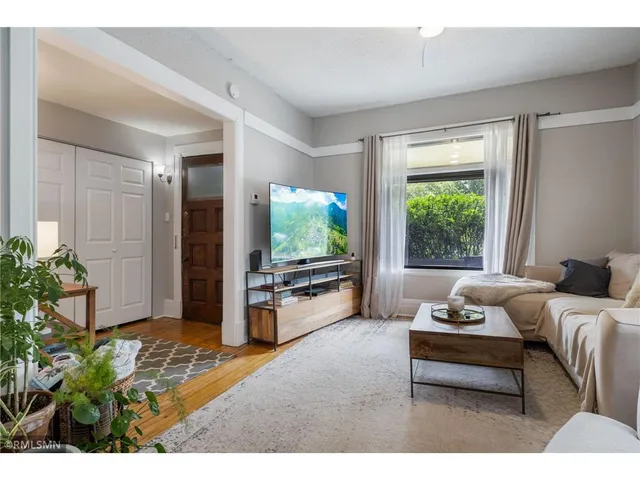 $499,900 | 3136 Lyndale Avenue South, Minneapolis, MN 55408