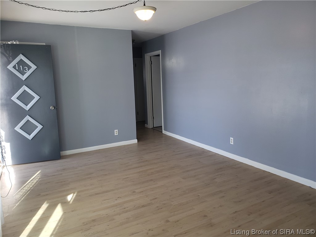 113 Bruce Street Salem, IN 47167 - Photo 3 of 19