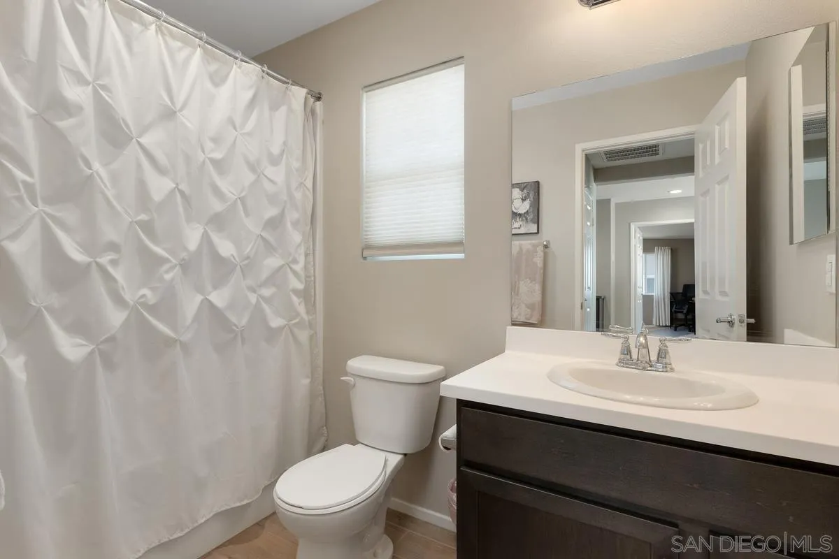 259 Oberlander Way Fallbrook, CA 92028 - Photo 15 of 27