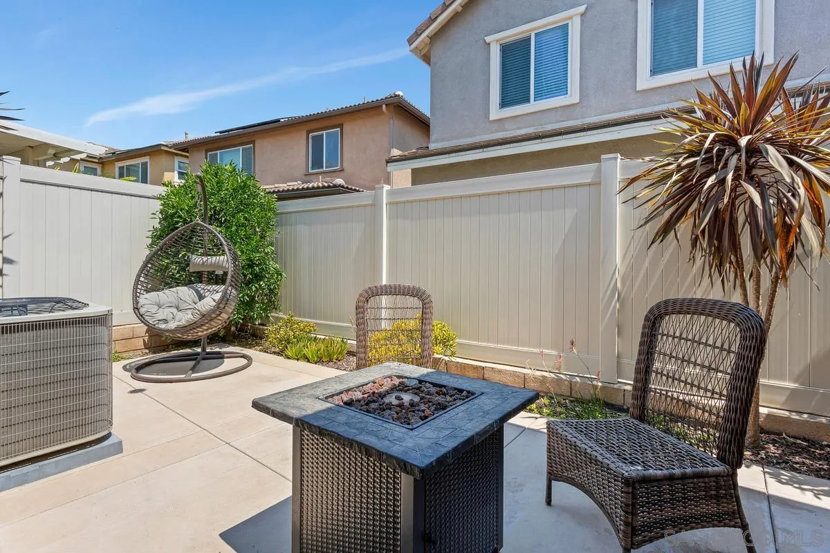 259 Oberlander Way Fallbrook, CA 92028 - Photo 10 of 27