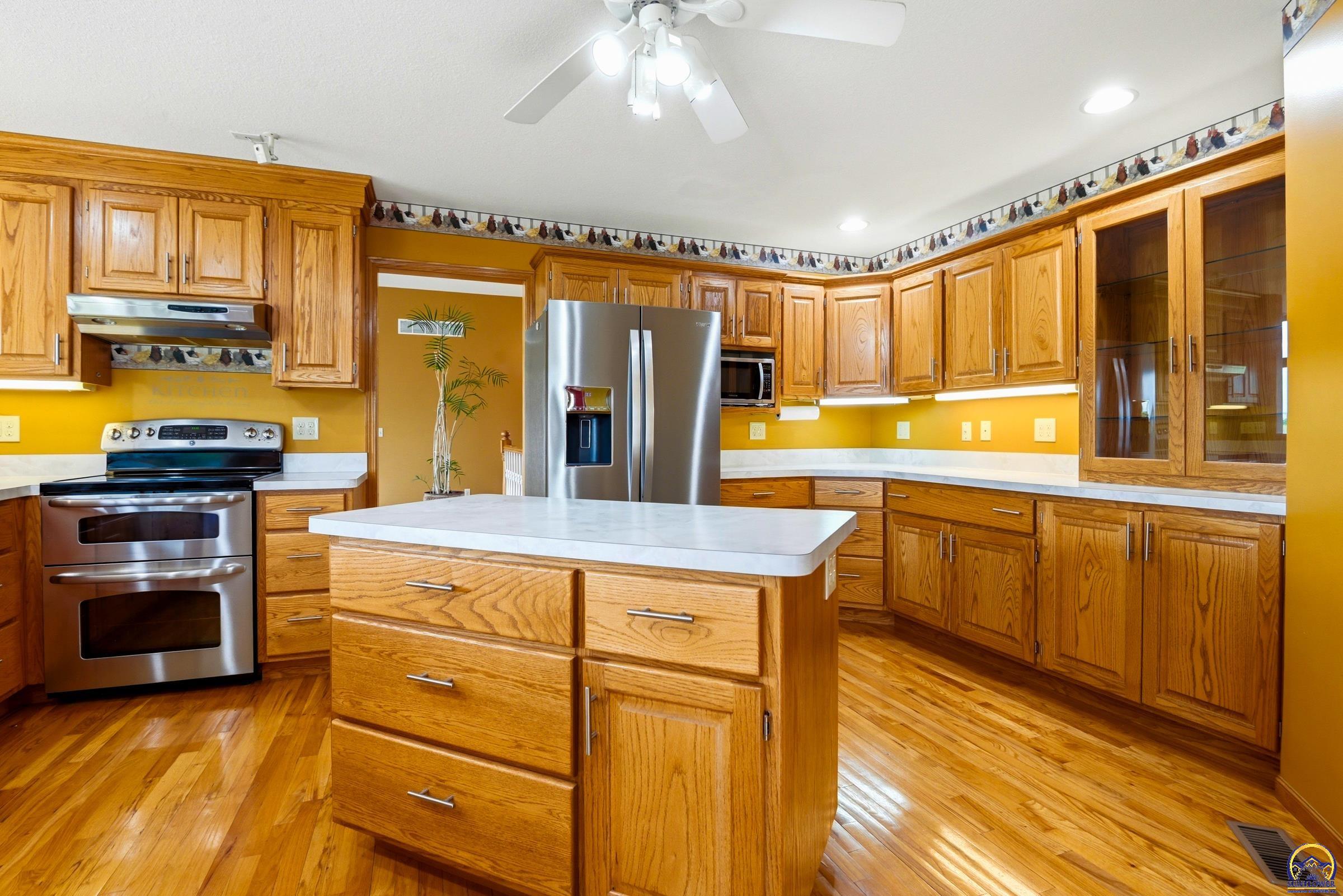 3635 Southeast 45th Street Berryton, KS 66409 - Photo 16 of 49