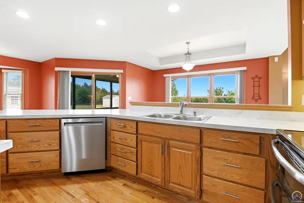$493,000 | 3635 Southeast 45th Street, Berryton, KS 66409