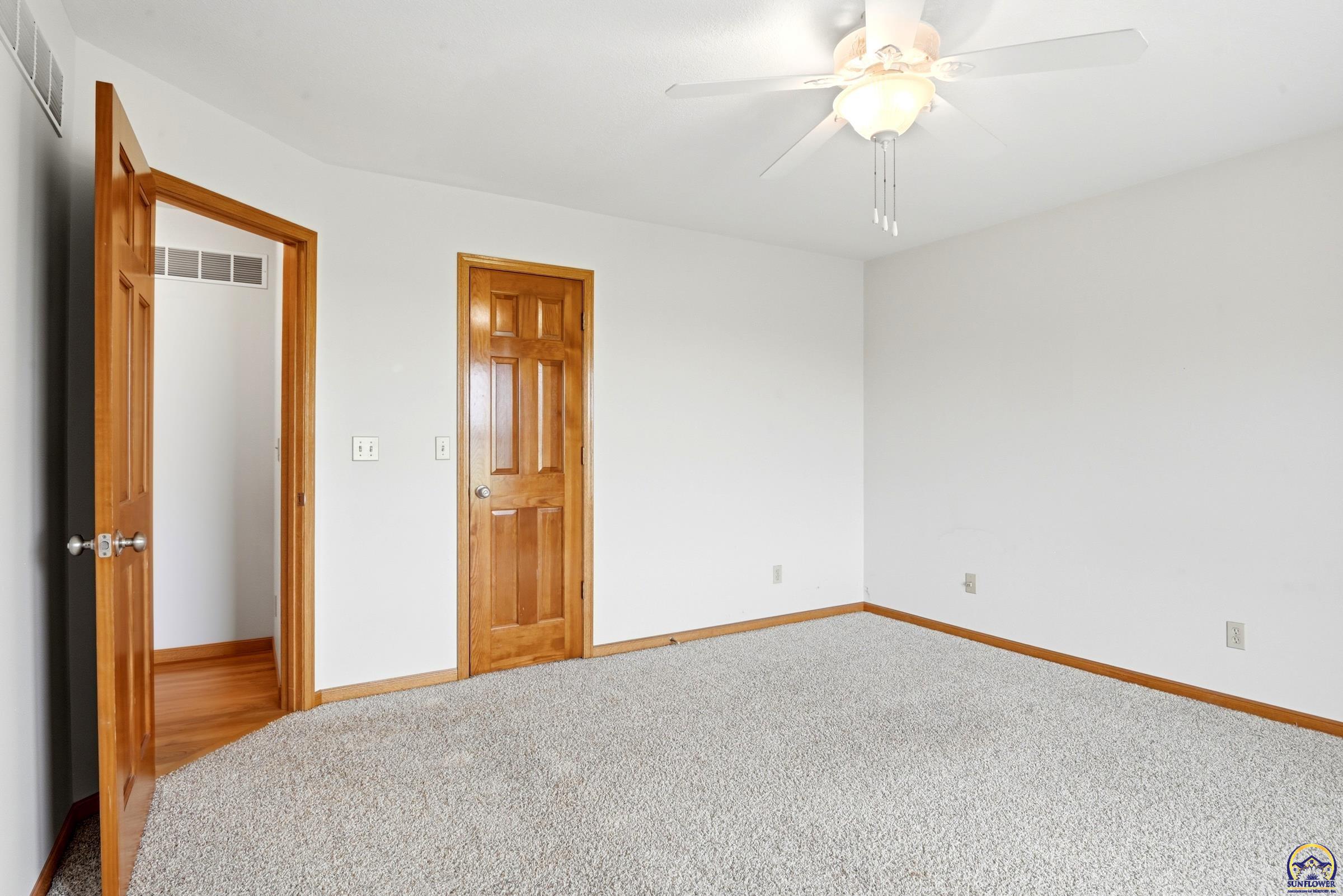 3635 Southeast 45th Street Berryton, KS 66409 - Photo 32 of 49