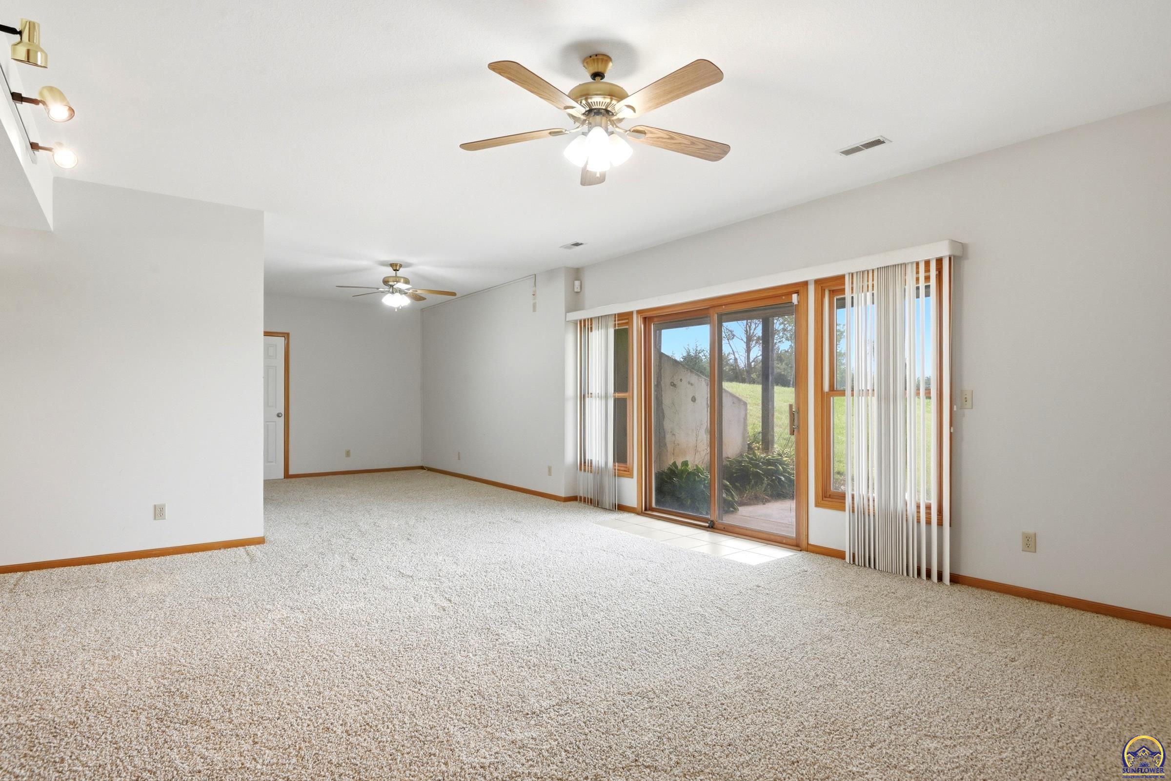 3635 Southeast 45th Street Berryton, KS 66409 - Photo 33 of 49