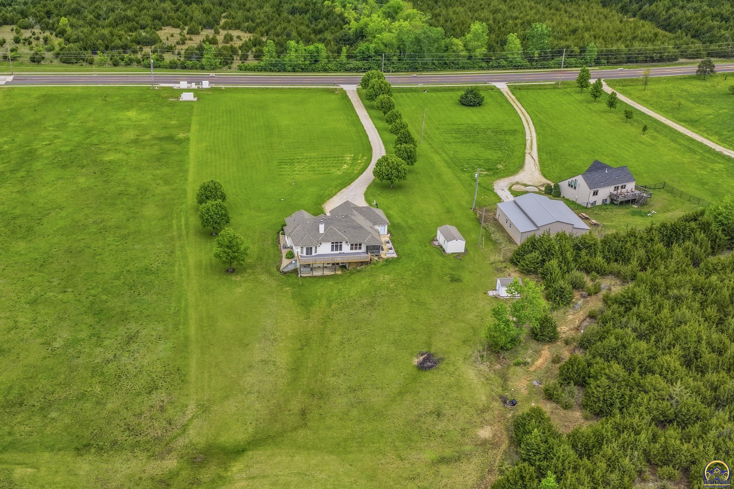 3635 Southeast 45th Street Berryton, KS 66409 - Photo 4 of 49