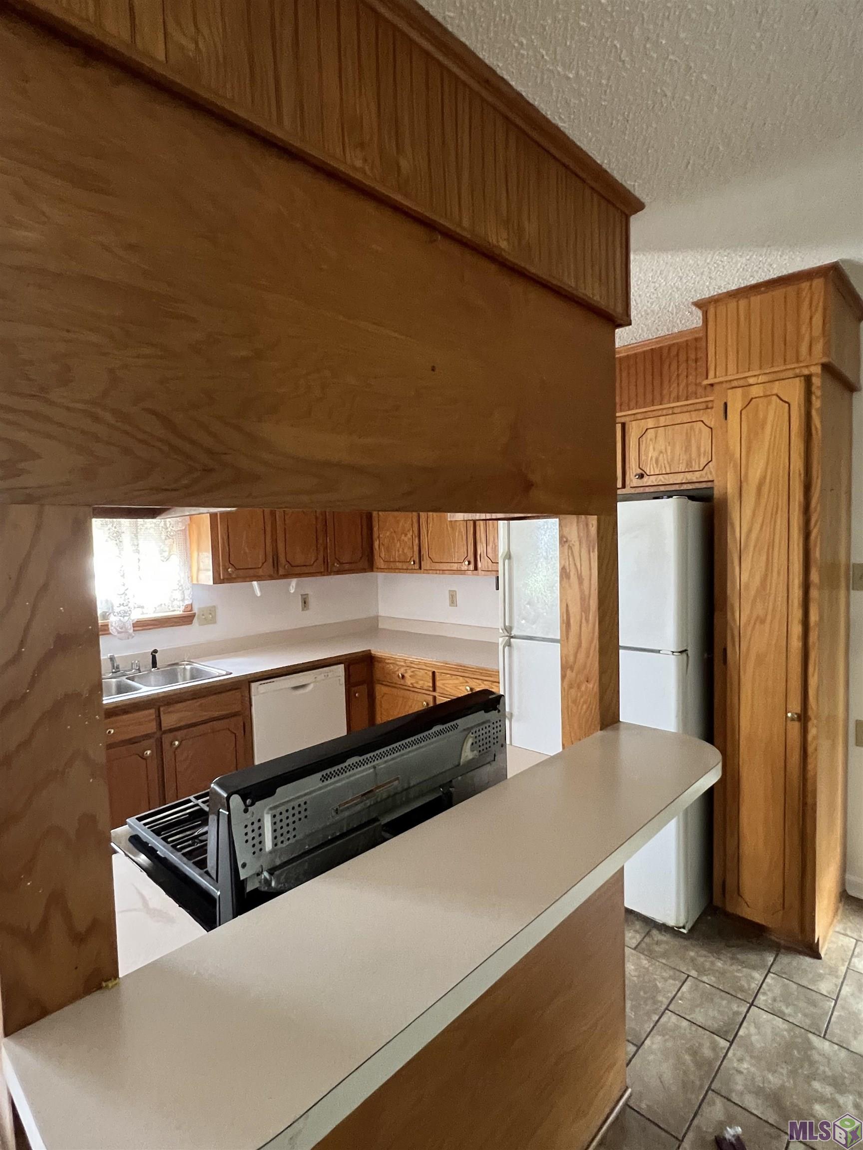 313 East Woodlawn Ranch Road Houma, LA 70363 - Photo 6 of 17 Gallery Image 6
