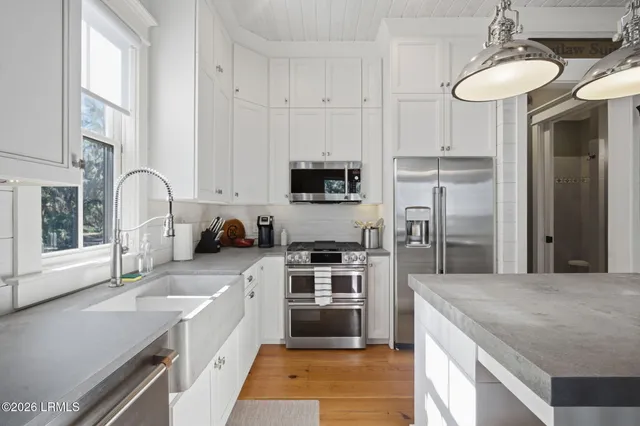 $3,250,000 | 11 North Point Trail, Beaufort, SC 29907