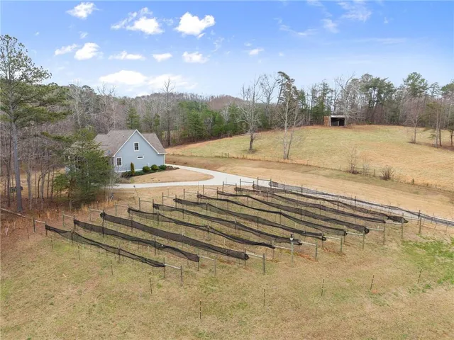 $600,000 | 232 Happy Trails Way, Jasper, GA 30143